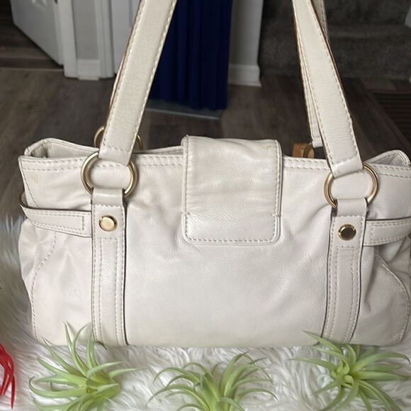 MICHAEL KORS LEATHER SHOULDER BAG - Picture 2 of 13